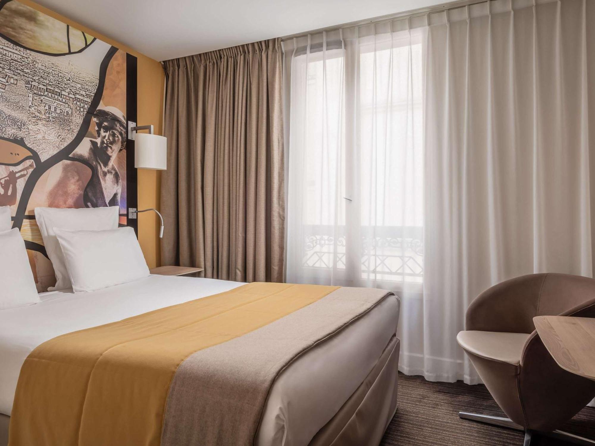 Mercure Paris Pigalle Sacre Coeur Hotel Екстериор снимка